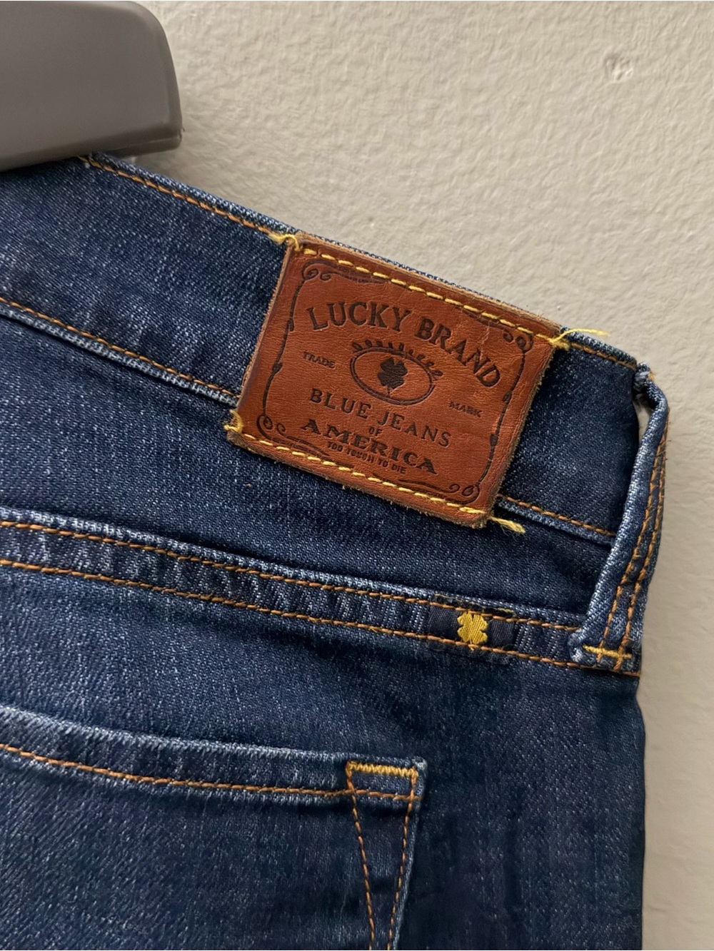 Vintage Lucky Brand Sofia Boot Jeans Women’s 2/26 Regular Mid Rise Bootcut Denim - Picture 3 of 6